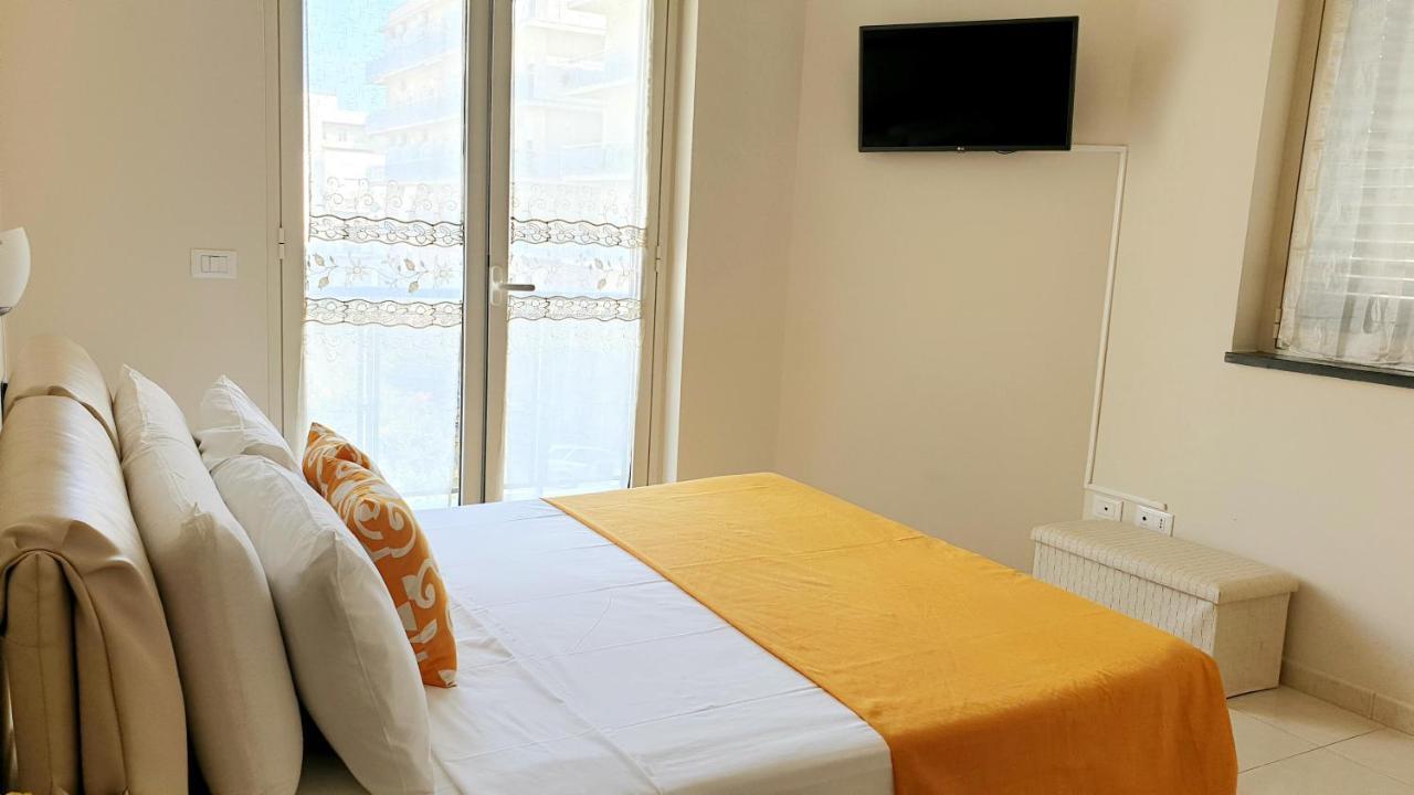 Nerissa Holiday Apartment Milazzo Exterior photo